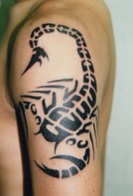 刺青洋彫り　腕