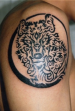 刺青洋彫り　肩