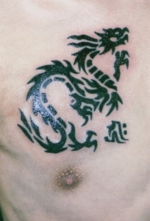 刺青洋彫り　胸