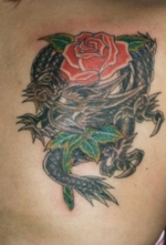 タトゥー洋彫例　胸