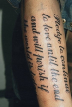 タトゥー 洋彫り 腕