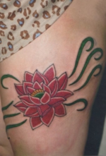 刺青洋彫り　太もも