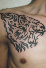 刺青洋彫り　胸