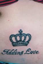 タトゥー 洋彫り お腹