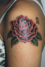 タトゥー 洋彫り 腕