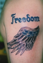 タトゥー 洋彫り 腕